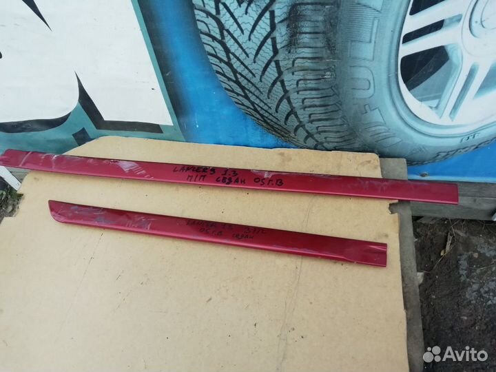 Молдинг дверной Mitsubishi Lancer 1.3 мт 2005 седа