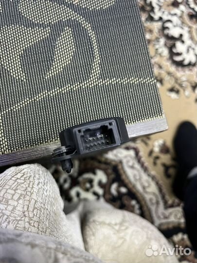 Блок управления парктроником LADA xray