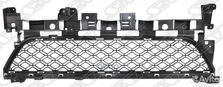 Решетка в бампер renault sandero stepway 14-18