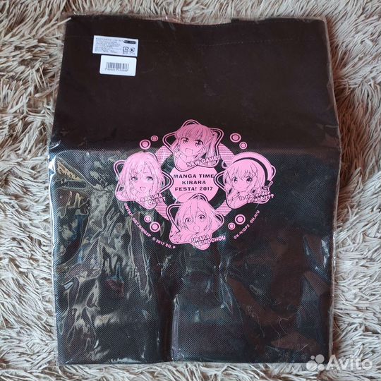 Аниме мерч шоперы