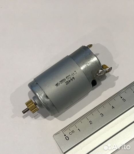 Мотор коллекторный для катера