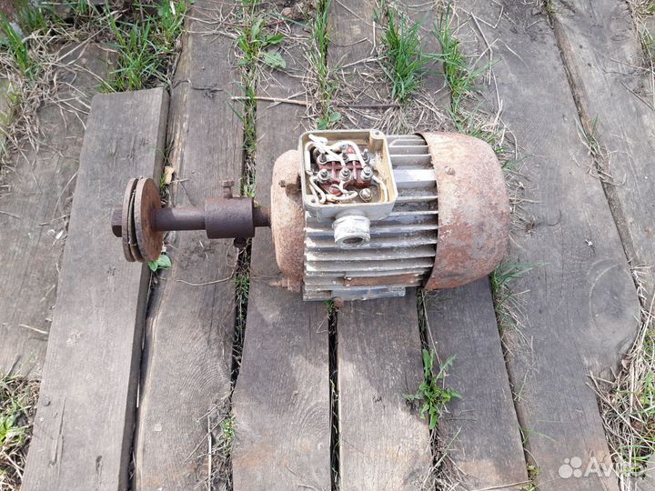 Элктродвигатели.1,5квт.1,1квт