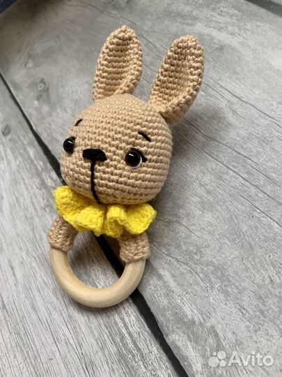 Погремушка вязаная