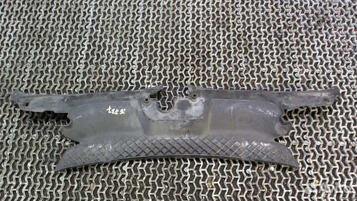 Накладка замка капота BMW X3 E83, 2004