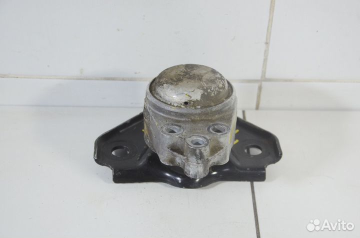 Подушка двигателя правая Ford Fusion CBK 1.4