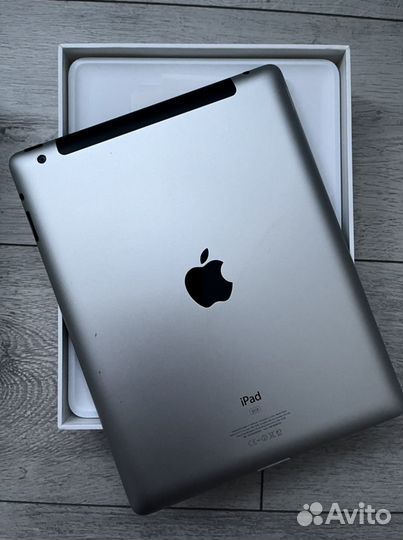 Apple iPad 2 32gb wi-fi + Cellular