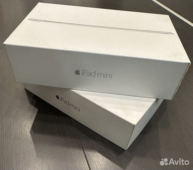 Коробка iPhone