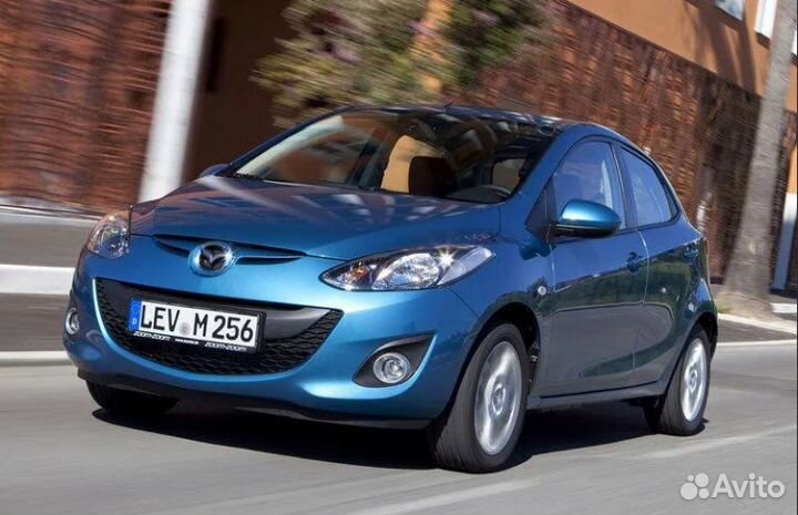 Лобовое стекло Mazda 2 мазда 2 2007