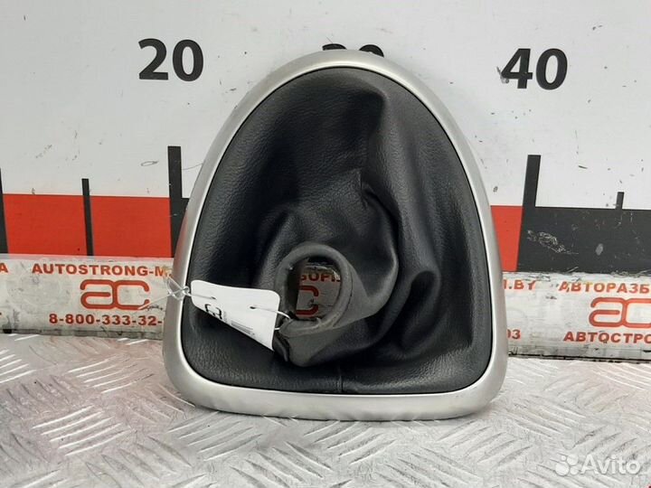 Кулиса Nissan Qashqai 2008