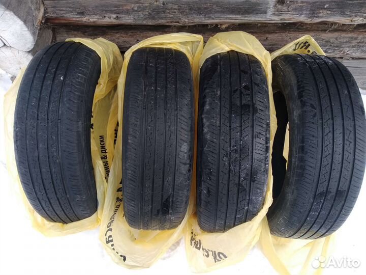 Dunlop Grandtrek ST30 225/65 R17