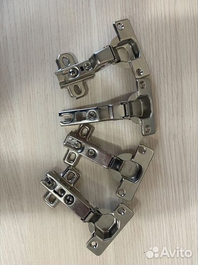 Мебельные петли накладные 35 мм без доводчика