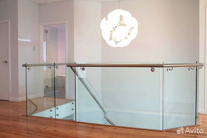 Стеклянные ограждения лестницы от производителя