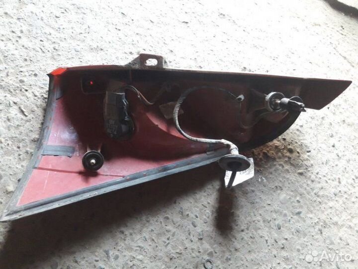 Фонарь задний правый задний правый Ford Focus 1