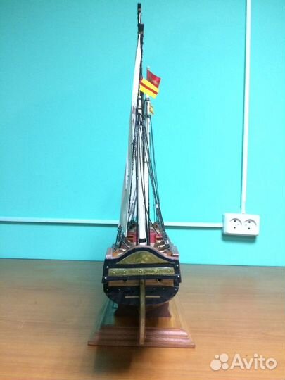 Модель корабля ручной работы