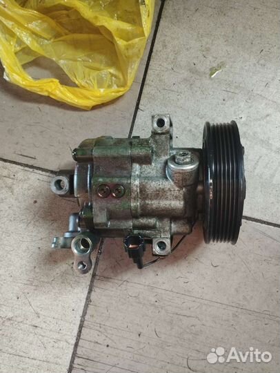 Компрессор кондиционера Nissan