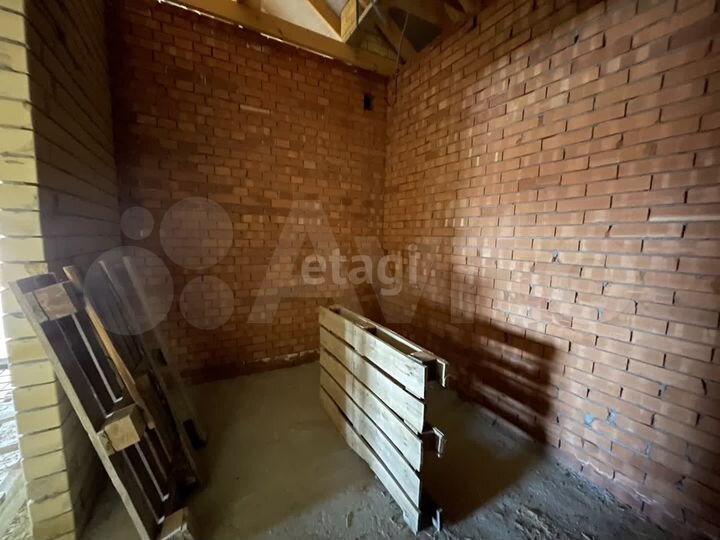 Дом 379,9 м² на участке 15 сот.