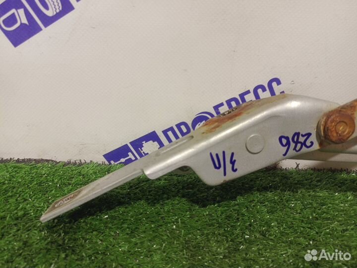 Петля крышки багажника правая Hyundai Sonata седан