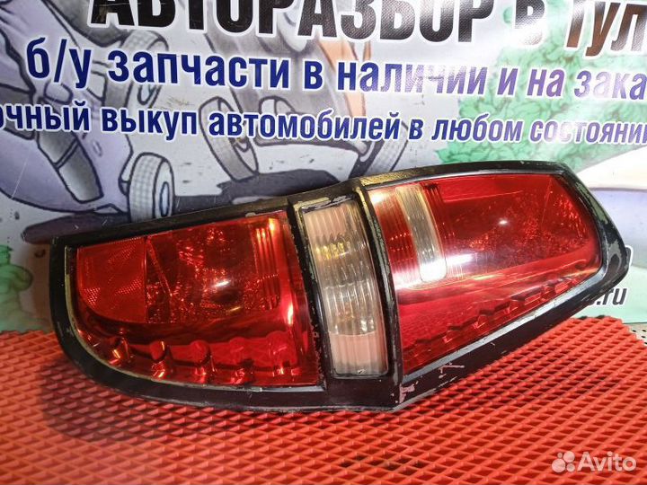 Фонарь задний правый Hyundai Grand Starex