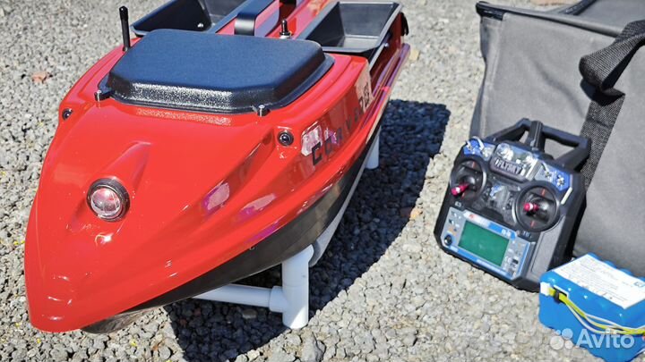 Карповый кораблик для рыбалки CorveD c автопилотом