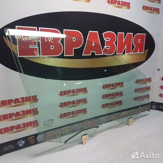 Стекло двери переднее правое Renault Koleos HY 2TR