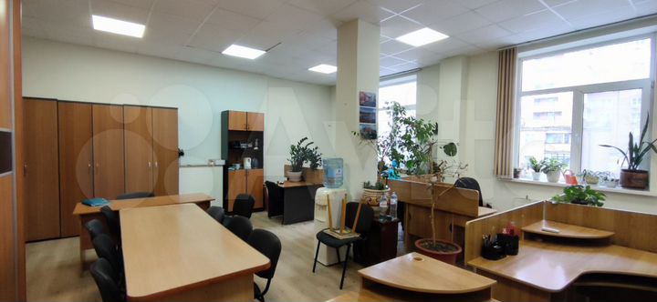 Офис, 1-й Конной Армии ул., 23