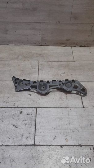 Кронштейн бампера задний левый задний левый