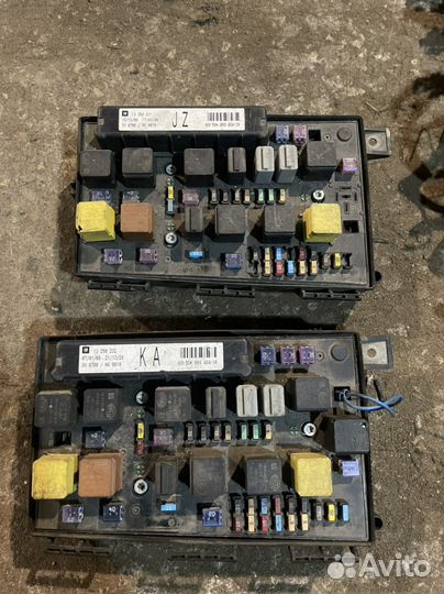 Блок предохранителей Опель Астра Зафира