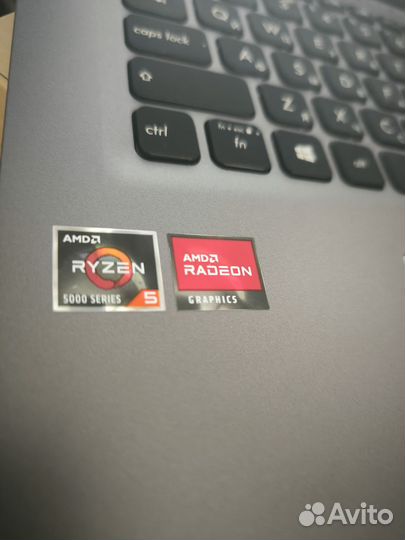 Asus VivoBook 14/Ryzen 5 5500U/Radeon RX Vega 7
