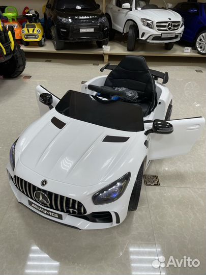 Электромобиль детский Mersedes AMG