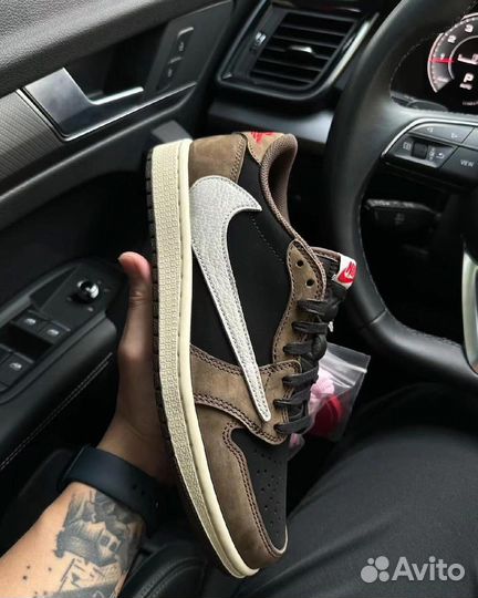 Кроссовки nike air jordan 1 low travis scott