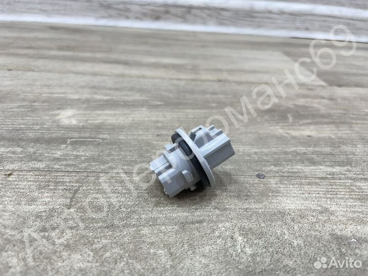 Патрон лампы поворотника фары Grand Vitara 3 / SX4