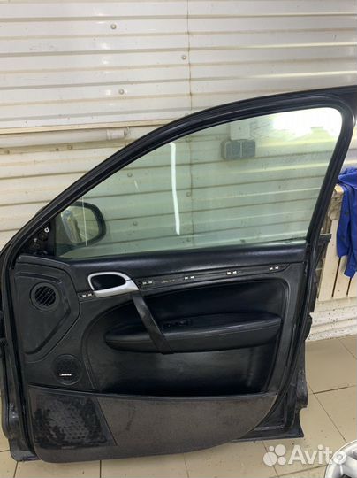 Дверь передняя правая porsche cayenne