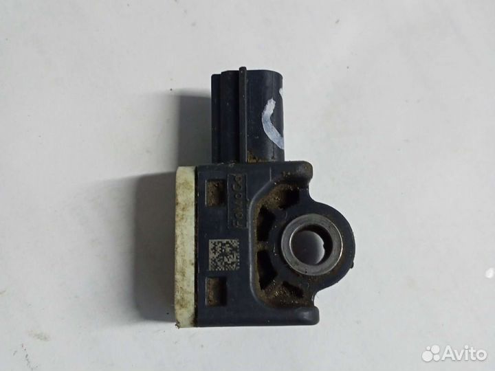 Датчик удара Airbag передний форд фокус 3