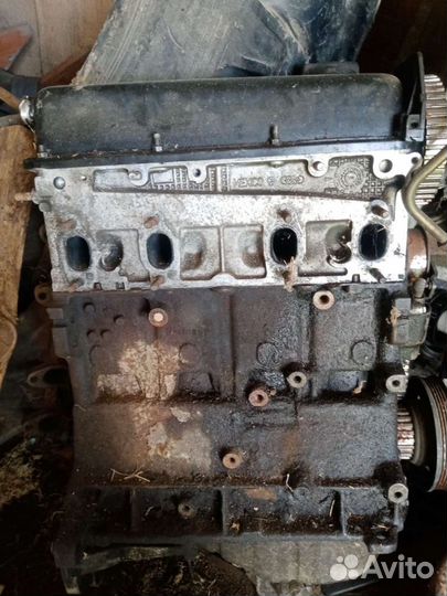 Двигатель на audi a4 b5 1.6 ADP. Блок audi 80 2.0