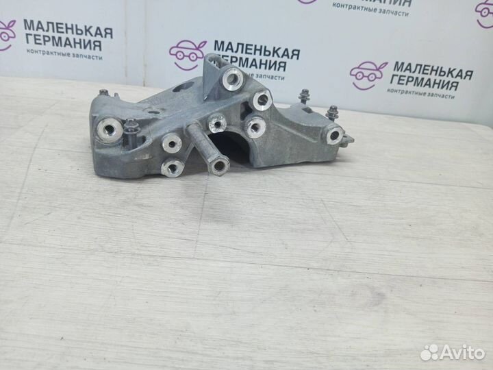 Кронштейн компрессора кондиционера BMW B47 11167619250