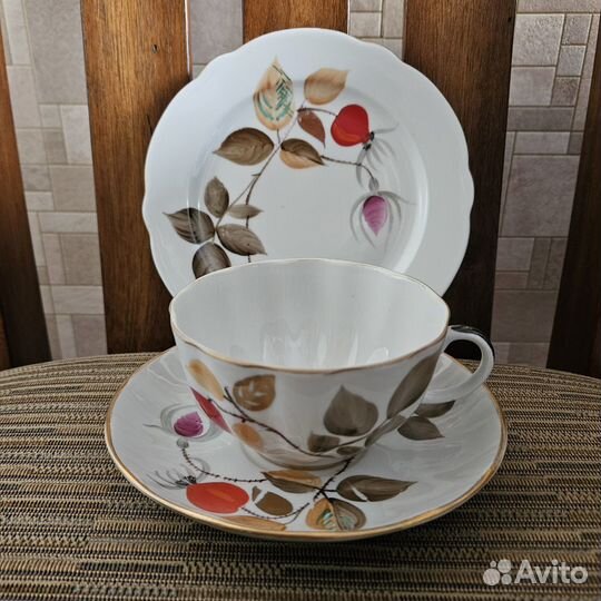Чайные двойки и тарелки Лфз - Шиповник 1950-е гг