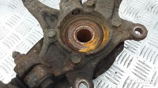 Ступица передняя левая KIA CEE'D 2 (JD) (AAD16K901