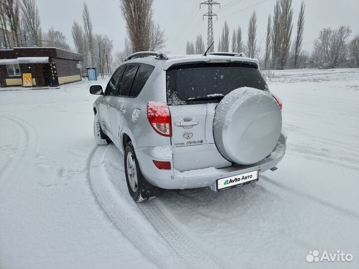 Toyota RAV4 2.0 МТ, 2009, 294 000 км