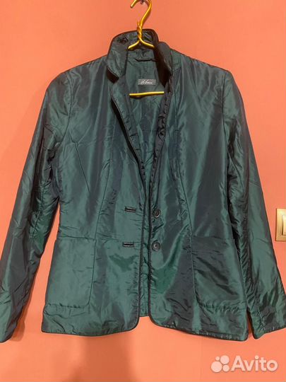 Куртки пуховики плащ пиджак