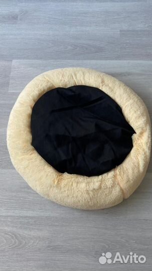 Лежанка для кошки новая