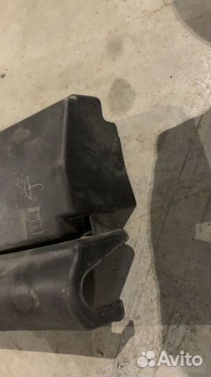 Крышка блока предохранителей Volkswagen Jetta 6