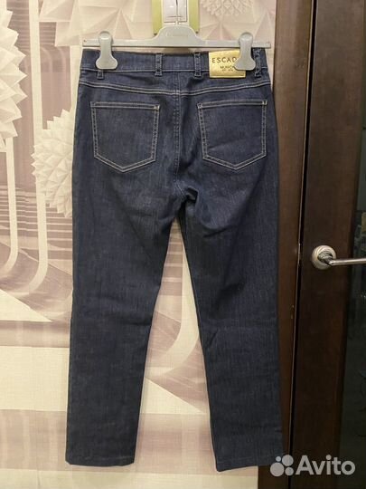Джинсы женские escada