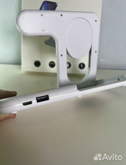 Беспроводная зарядка 4 в 1 док станция