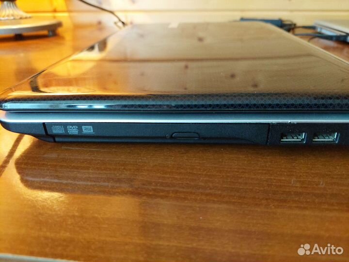 Ноутбук Packard bell Easynote TJ65