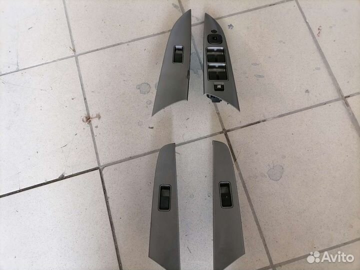 Кнопки стеклоподъемников mazda 3 bk