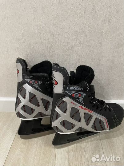 Коньки Larsen