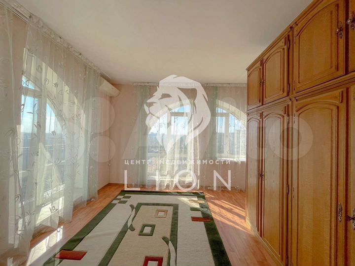 3-к. квартира, 76,6 м², 5/5 эт.