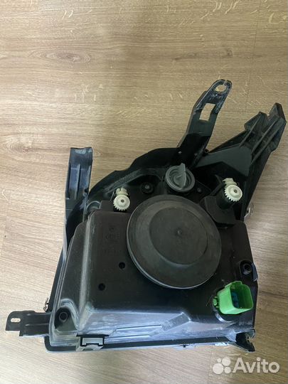 Фара передняя правая форд фьюжн