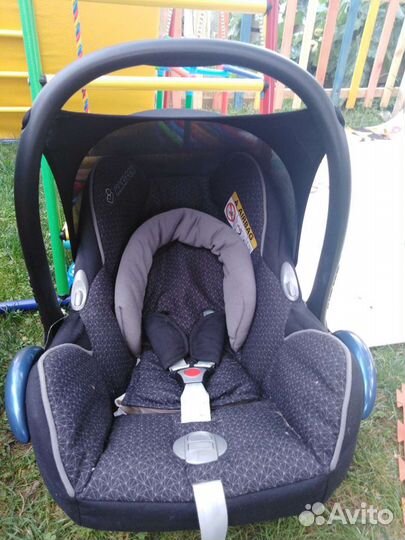 Автолюлька с базой Maxi Cozy