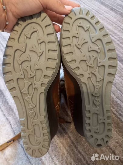 Ботинки зимние женские